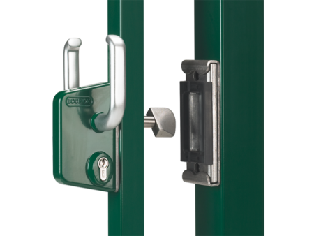 locinox-sliding-gate-lock-kit