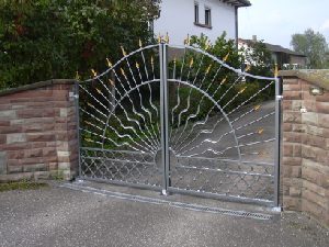 swinging-gates-grande-forge-wrought-iron