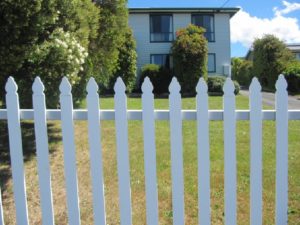 georgian-tubular-metal-fencing-page-heritage-fencing-picture