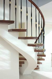 traditional-yet-modern-looking-balustrade-stairs