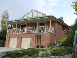 tubular-balustrade-classic-cream