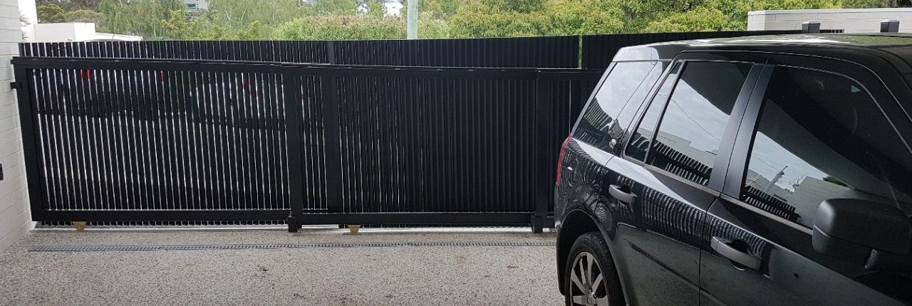 triple-concertina-sliding-gate-5